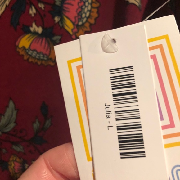 New with tags Lularoe Julia large - Picture 2 of 6